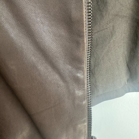 Vince 100% Leather Jacket (Size L Shows Wear) - Picture 12 of 15